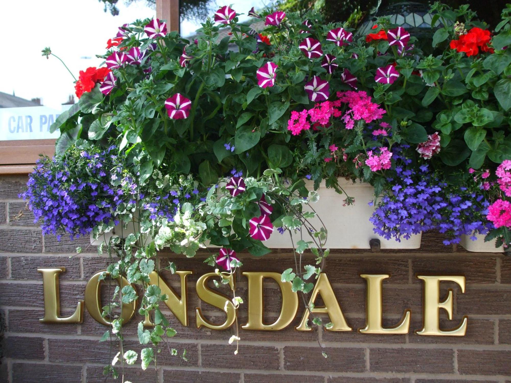 The Lonsdale Hotel Blackpool Exterior photo